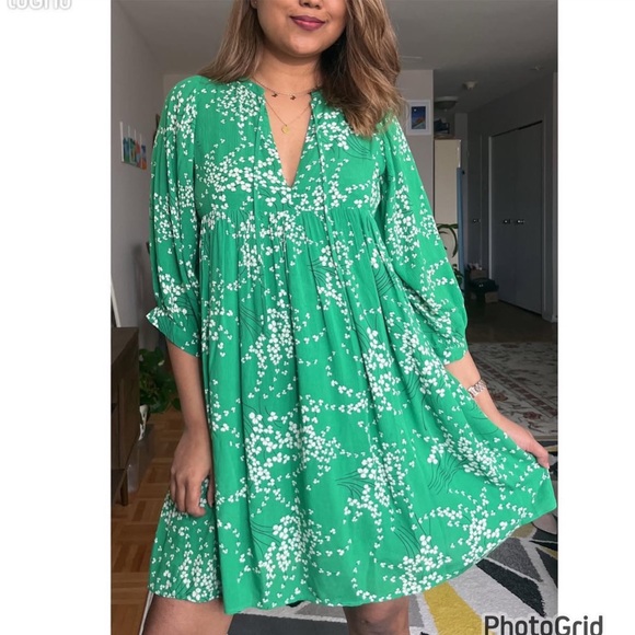 Green summer flowy dress - Picture 3 of 9